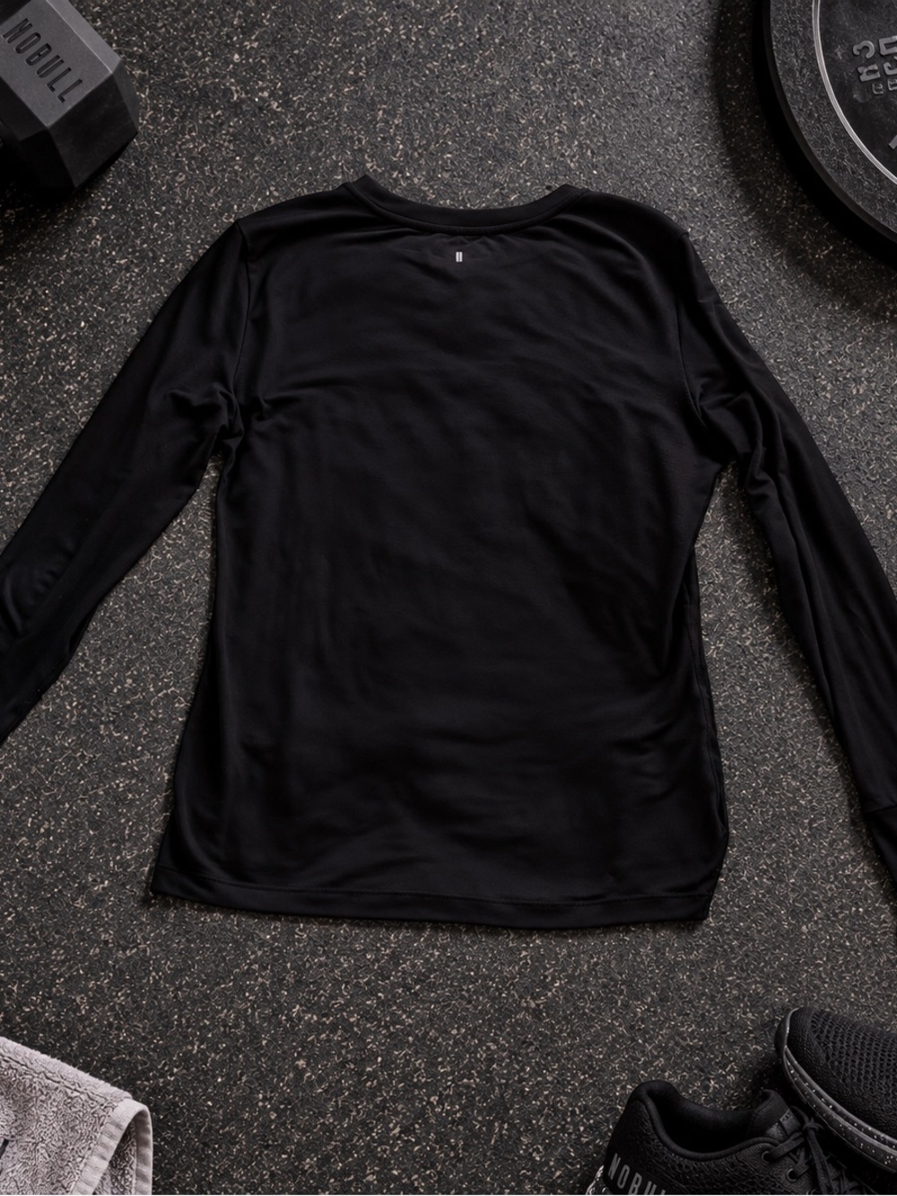 NOBULL Women’s Long Sleeve Performance Top – Black – Medium